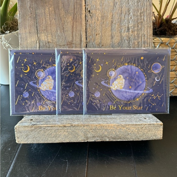 NEW Space Astronaut Themed Card Set - 6 Cards, Envelopes, & Sticker Seals - Picture 3 of 5